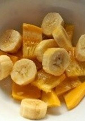 生食カボチャ、コリンキーとバナナのサラダ-レシピのメイン写真