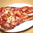 自家製ピザソースとナンで本格簡単ピザ!
