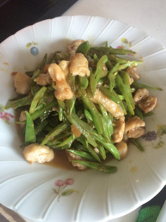 鶏肉とささげの梅肉ソース炒め-レシピのメイン写真