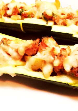 餃子の余りタネでズッキーニボード?-レシピのメイン写真