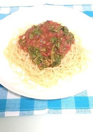 フレッシュトマトとセロリの葉の冷製パスタ-レシピのメイン写真