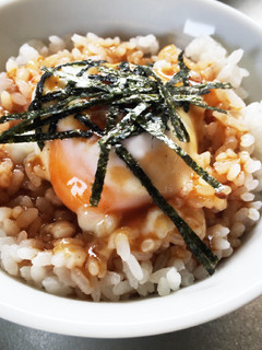 超簡単!ピリ辛温玉丼-レシピのメイン写真
