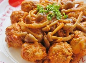 ぶなしめじと柔らか肉団子のケチャップ煮-レシピのメイン写真