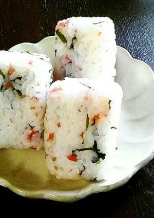 梅しそのおにぎり-レシピのメイン写真