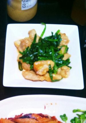 鶏肉とニラの炒め物☆*。-レシピのメイン写真