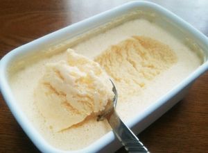 生クリーム不要!簡単ふわふわバニラアイス-レシピのメイン写真