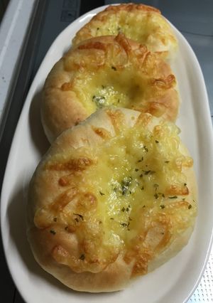 お惣菜パン☆うまうまWチーズパン☆-レシピのメイン写真
