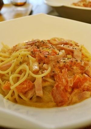 ベーコンとトマトの豆乳クリームパスタ-レシピのメイン写真