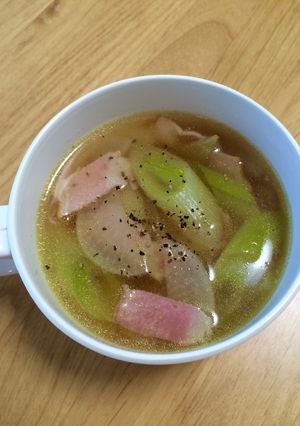 ほっこり♡長ネギと大根、ベーコンのスープ-レシピのメイン写真