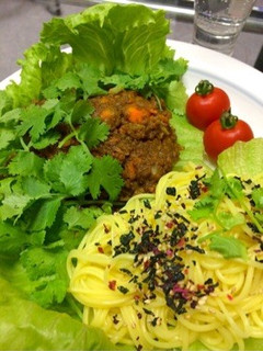 簡単!夏の冷やしカレー混ぜそば・ラーメン-レシピのメイン写真
