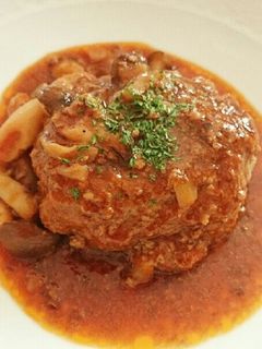 手作りソースで☆煮込みハンバーグ☆-レシピのメイン写真