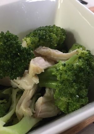 コンビニ　レモンチキンでさっぱりサラダ-レシピのメイン写真