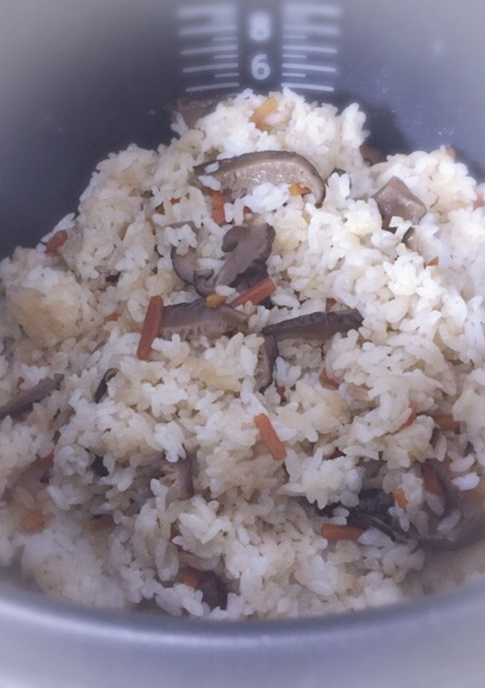 混ぜご飯☆干し椎茸と人参だけ☆-レシピのメイン写真