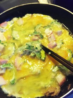 ゴーヤとかまぼこの卵炒め-レシピのメイン写真