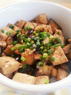 ランチ丼に~なすと豆腐のスタ丼-レシピのメイン写真