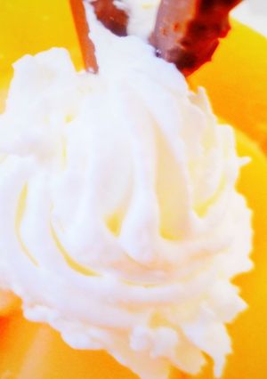 すぐ泡立つ！ヨーグルト風味の生クリーム-レシピのメイン写真