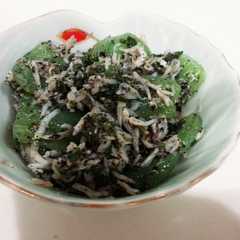 รูปของ しらすと青じその胡麻和え