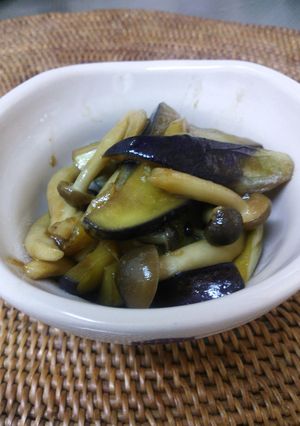 茄子としめじのしょうが焼き-レシピのメイン写真