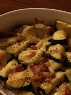 ズッキーニとベーコンのチーズ焼き-レシピのメイン写真