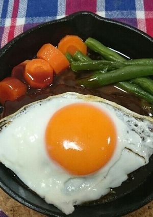スキレットでハンバーグ-レシピのメイン写真