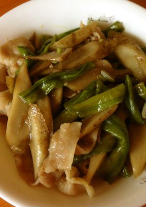 三尺豆と豚バラ肉の炒め煮-レシピのメイン写真