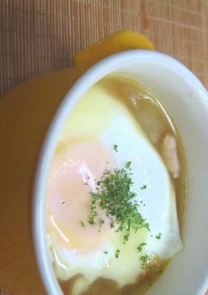 目玉焼き♥♡コンソメスープ-レシピのメイン写真