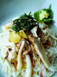 白だしと生姜でさっぱり*焼ききのこの素麺-レシピのメイン写真