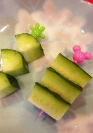 お弁当に♪＊きゅうりの彩りピック(小)＊-レシピのメイン写真