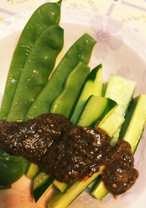 簡単ゴマみそ黒蜜 きゅうりによく合います-レシピのメイン写真