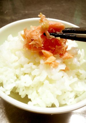 焼き鮭リメイク★ジューシー甘酢鮭フレーク-レシピのメイン写真