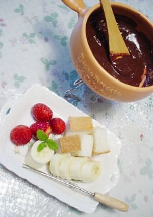 板チョコ＆牛乳で簡単☆チョコフォンデュ-レシピのメイン写真