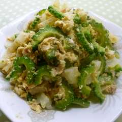 รูปของ ゴーヤーとツナの味噌炒め♪