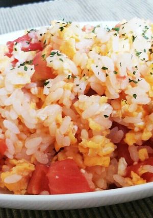 トマトとタマゴのチャーハン風ご飯-レシピのメイン写真