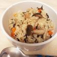 離乳食完了期の栄養満点炊き込みご飯♪