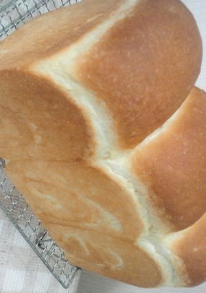黄金ｻﾏｻﾏ♪軽くてサク～な食パン-レシピのメイン写真