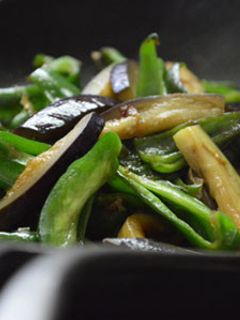 麺つゆでピーマンと茄子の簡単炒め物-レシピのメイン写真