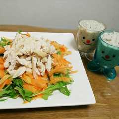 รูปของ ヘルシーなごま豆腐のサラダ