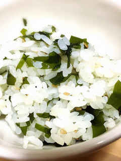 なにこれ簡単!即席わかめご飯♪-レシピのメイン写真
