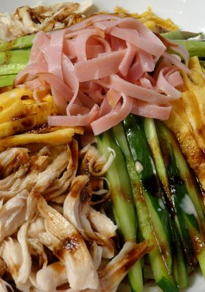 ピリ辛冷やしうどん！バニラアイスがけ-レシピのメイン写真