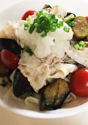 ナスの揚げ浸しon冷しゃぶおろしうどん-レシピのメイン写真