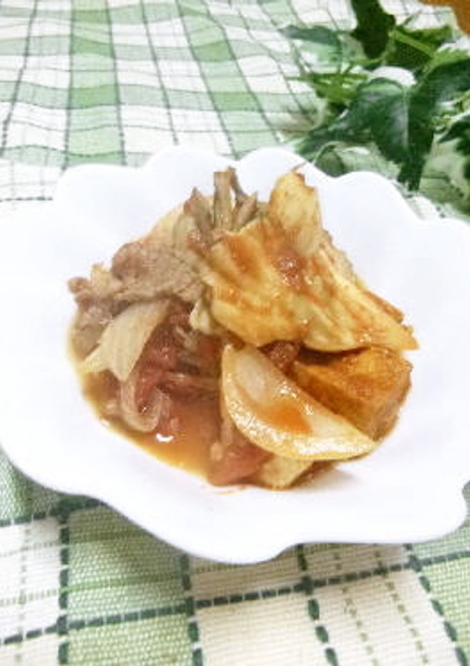 厚揚げと牛肉とまいたけのトマト煮込み-レシピのメイン写真