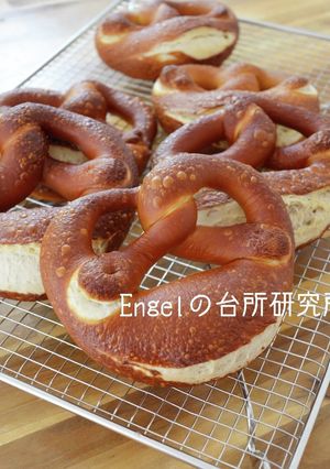 ブレッツェル【ドイツ料理】-レシピのメイン写真