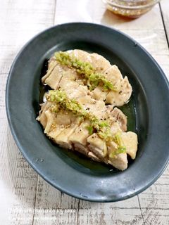 レンジで簡単!蒸し鶏のレモンねぎ醤油かけ-レシピのメイン写真