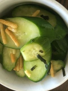 お茶漬けの素でキュウリの浅漬け-レシピのメイン写真