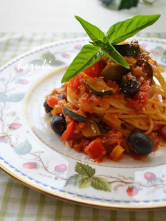 夏野菜のうまみが詰まった菜園風パスタ-レシピのメイン写真