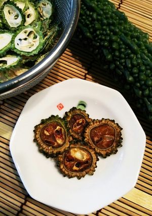夏★干し野菜！ゴーヤ保存とゴーヤチップ♪-レシピのメイン写真