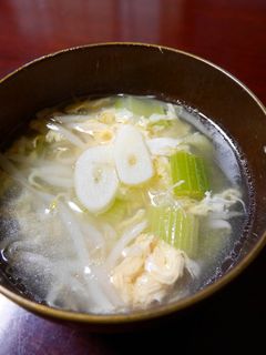 セロリと発芽ニンニクのスープ-レシピのメイン写真