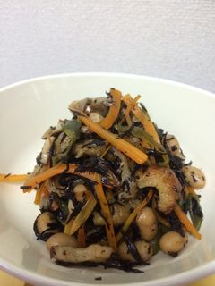 これで煮物の味付けは決まり☆ひじきの煮物-レシピのメイン写真