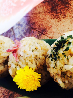 野菜&新茶香る〜♡幸せの洋風茶飯おにぎり-レシピのメイン写真