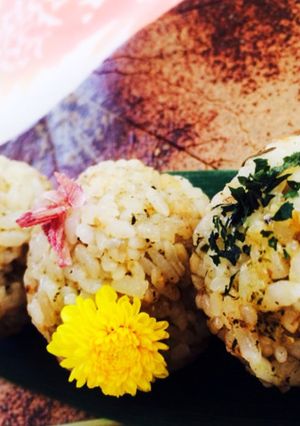 野菜＆新茶香る〜♡幸せの洋風茶飯おにぎり-レシピのメイン写真